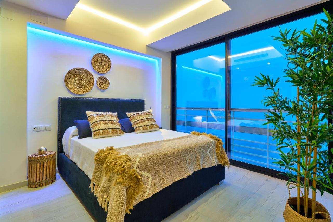 Savanna Beach. Amazing Apartment With Jacuzzi Torremolinos Ngoại thất bức ảnh